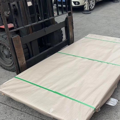 High-Strength 550-900MPa 470-500J/kg-K Specific Heat Capacity 1.2-1.4μΩ-m Electrical Resistivity Alloy